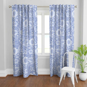 Three different curtain lengths to order from.