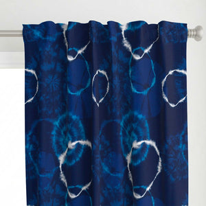 Top detail of the my indigo tie dye pattern curtain.